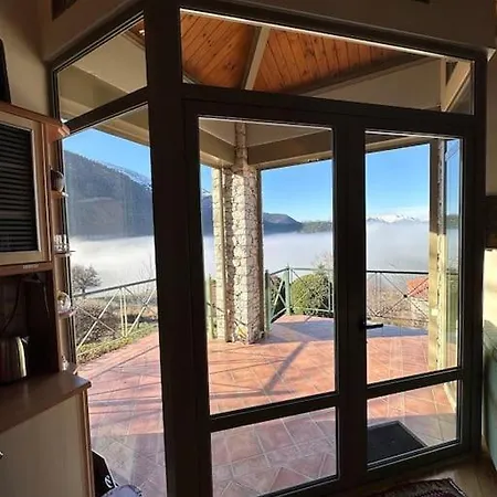 Villa Nano Καλάβρυτα Βίλα Στο Βουνό Με Τζάκι Exteriér fotografie