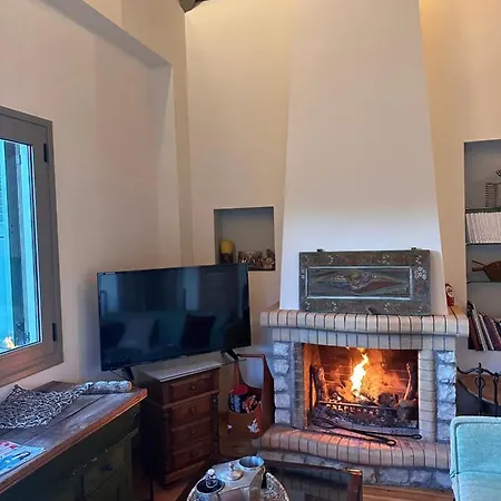 Villa Nano Καλάβρυτα Βίλα Στο Βουνό Με Τζάκι Exteriér fotografie