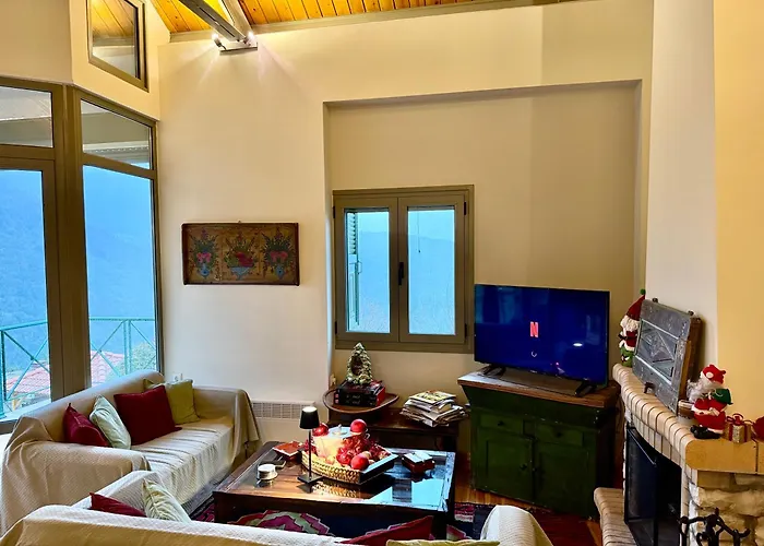 Villa Nano Καλάβρυτα Βίλα Στο Βουνό Με Τζάκι