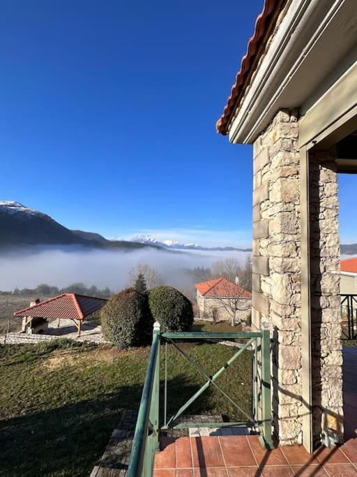 Nano στο βουνό με τζάκι Villa Kalavryta