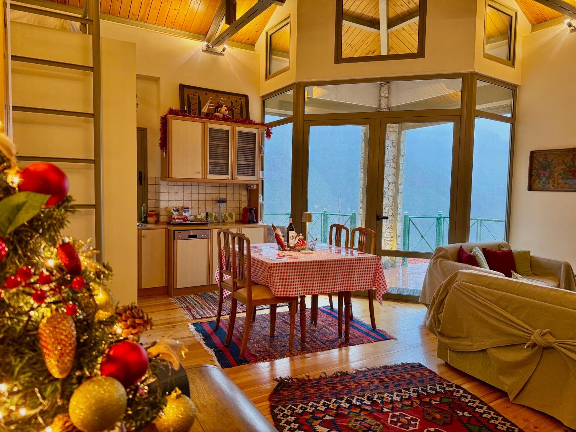 Villa Nano στο βουνό με τζάκι *