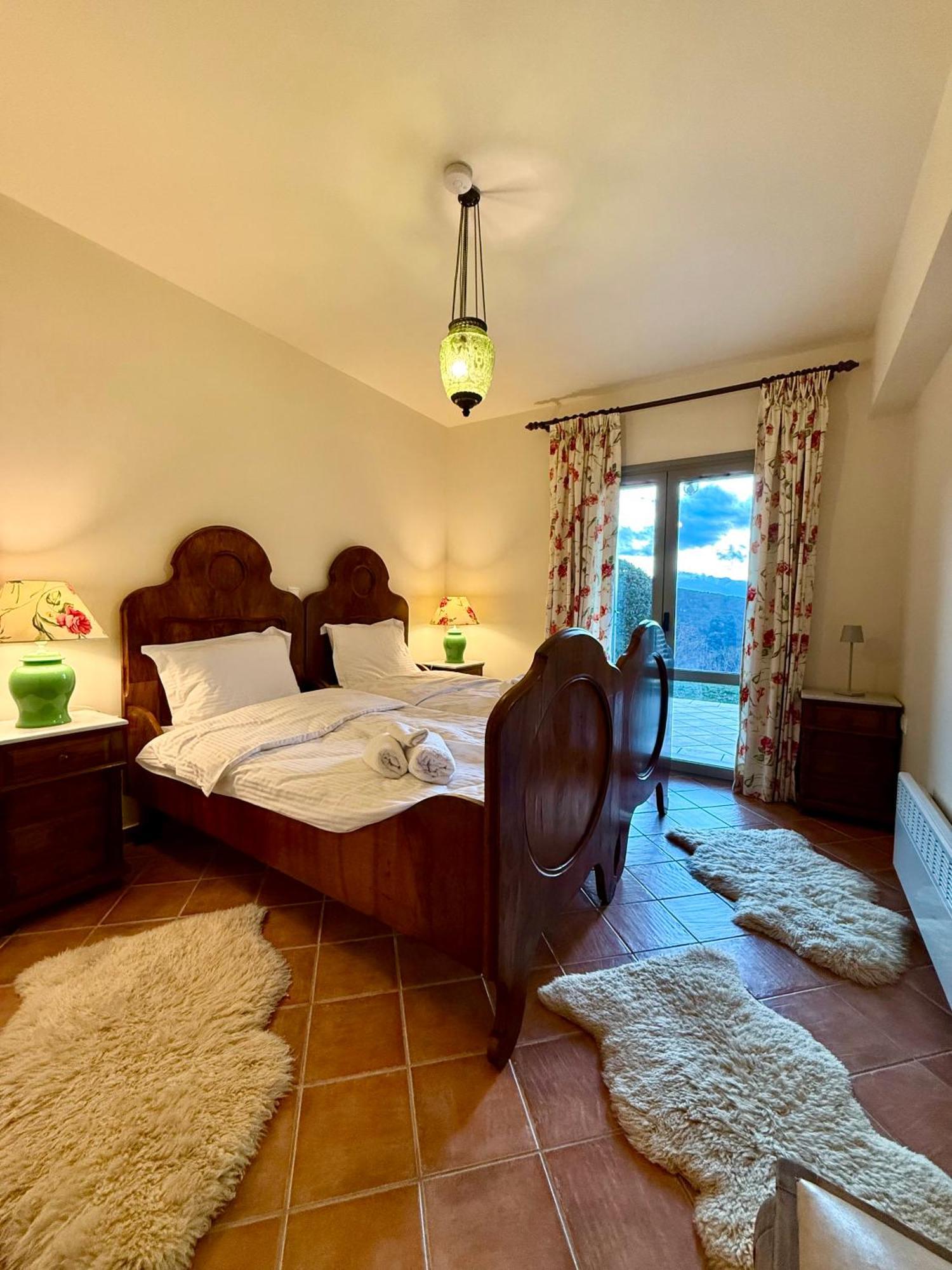 Nano στο βουνό με τζάκι Villa *